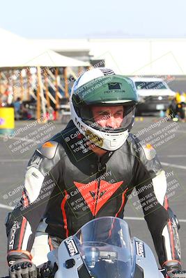 media/Apr-10-2022-SoCal Trackdays (Sun) [[f104b12566]]/Around the Pits/